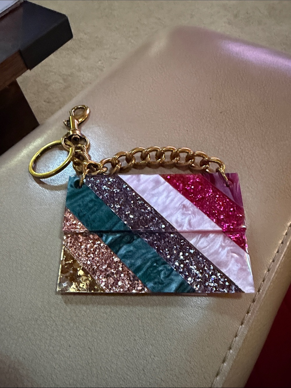 Iconic Kurt Geiger London handbag, this glittering keyring charm